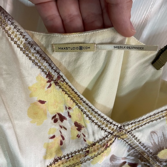 Silk Max Studio Dress - Size Medium - Picture 7 of 7